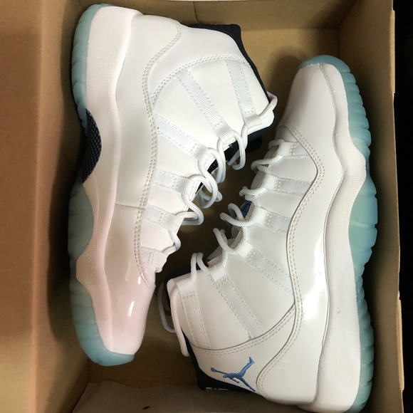 Jordan 11 Columbia size 4 - Picture 1 of 10